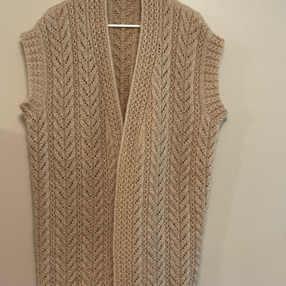 Handmade New Elegant Beige Knit Sleeveless Cardigan